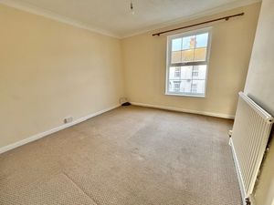 Bedroom- click for photo gallery